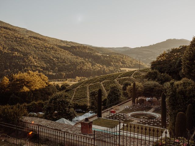 Le mariage de Camille et Anaïs à Beaujeu, Rhône 45