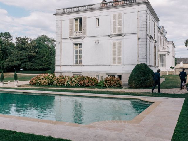 Le mariage de Edward et Helline à Paris, Paris 12