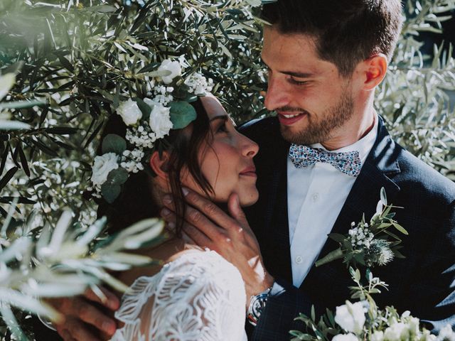 Le mariage de Stéphane et Laura à Orgon, Bouches-du-Rhône 13