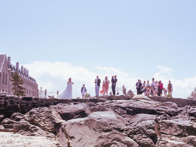 Le mariage de Grégory et Audrey à Roscoff, Finistère 3