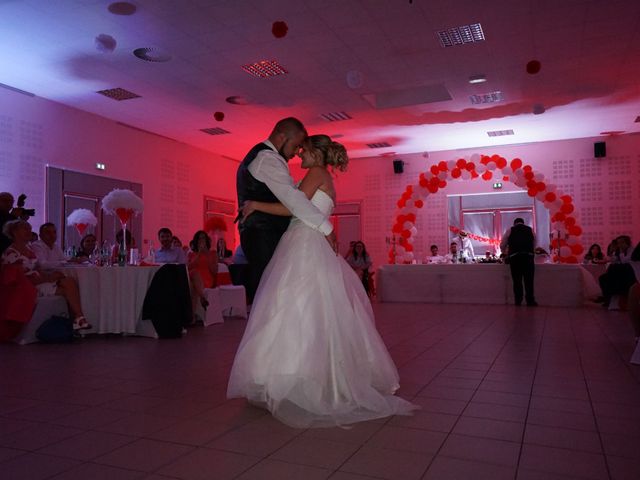 Le mariage de Jonathan et Kathleen à Saint-Lyé-la-Forêt, Loiret 6