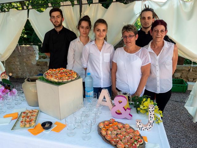 Le mariage de Julien et Anne-Sophie à Vallon-en-Sully, Allier 21