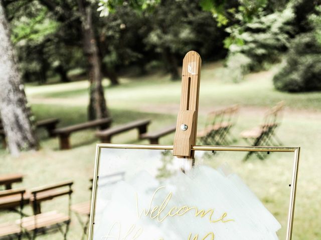 Le mariage de Alban et Marine à Piolenc, Vaucluse 3