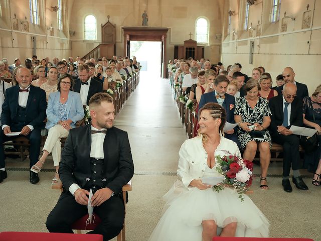 Le mariage de Romain et Élodie à Orvillers-Sorel, Oise 33