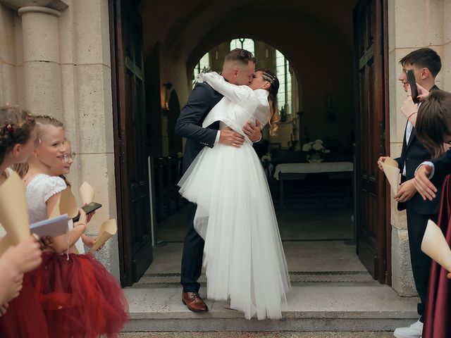 Le mariage de Romain et Élodie à Orvillers-Sorel, Oise 46