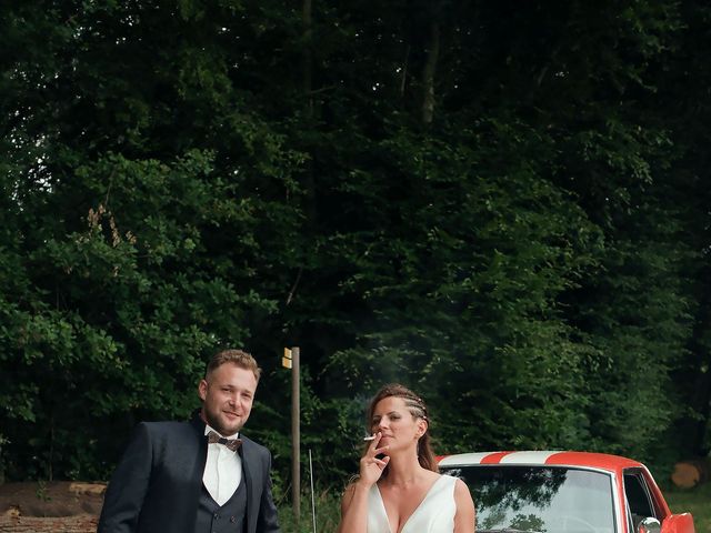 Le mariage de Romain et Élodie à Orvillers-Sorel, Oise 51