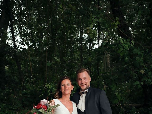 Le mariage de Romain et Élodie à Orvillers-Sorel, Oise 54