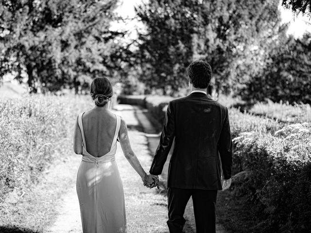 Le mariage de Thomas et Léa à Magnac-Lavalette-Villars, Charente 18