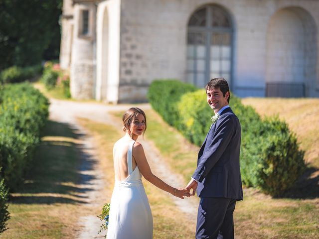 Le mariage de Thomas et Léa à Magnac-Lavalette-Villars, Charente 19
