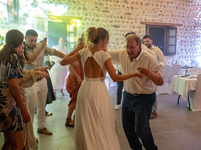 Le mariage de Julie et Louis à Épinouze, Drôme 1
