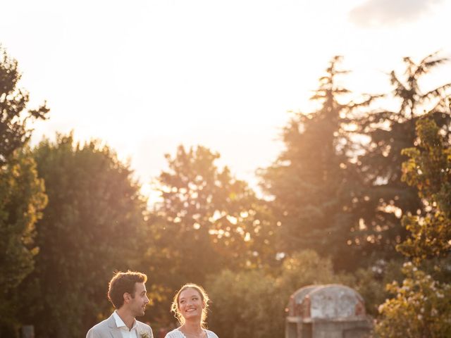 Le mariage de Julie et Louis à Épinouze, Drôme 8