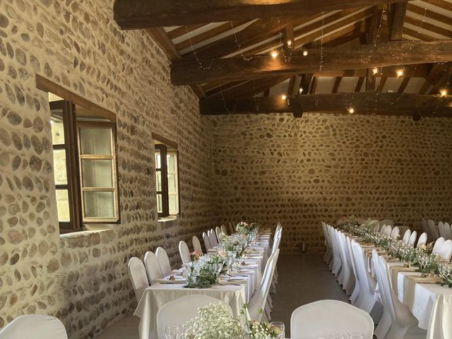Le mariage de Julie et Louis à Épinouze, Drôme 11