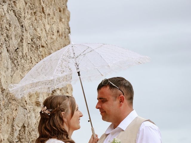 Le mariage de Florian et Sophie à Saint-Rambert-d&apos;Albon, Drôme 6