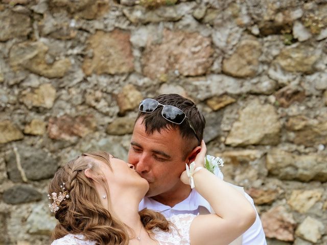 Le mariage de Florian et Sophie à Saint-Rambert-d&apos;Albon, Drôme 8