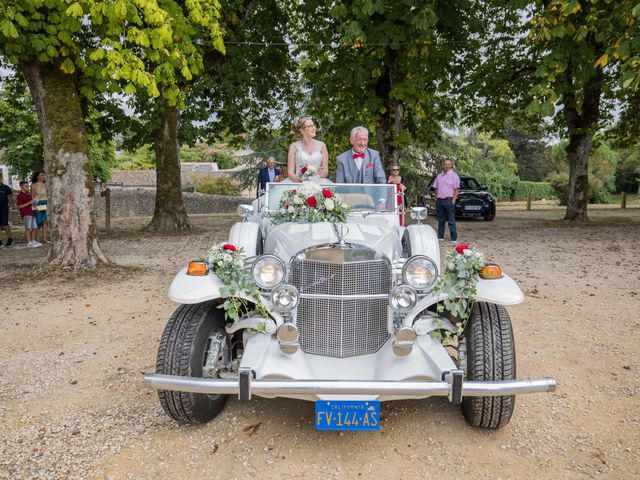 Le mariage de Denis et Aurélie à Vendeuvre-du-Poitou, Vienne 21