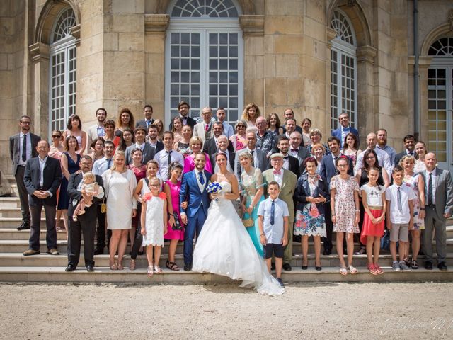 Le mariage de Nicolas et Mariane à Toul, Meurthe-et-Moselle 35