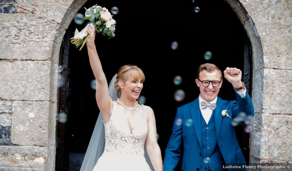 Le mariage de Benoit et Marine à Beuzeville, Eure