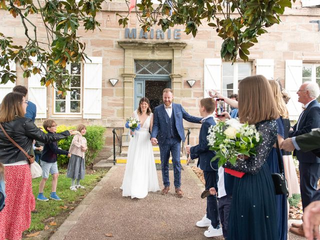 Le mariage de Christophe et Coralie à Vigeois, Corrèze 17