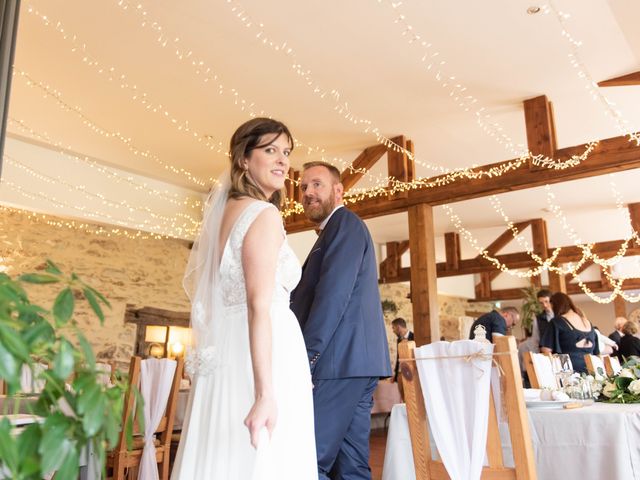 Le mariage de Christophe et Coralie à Vigeois, Corrèze 43