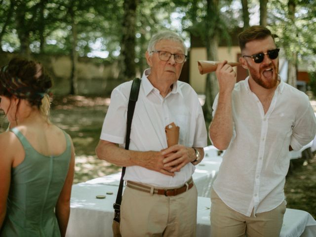 Le mariage de Maximilien et Noémie à Roybon, Isère 39