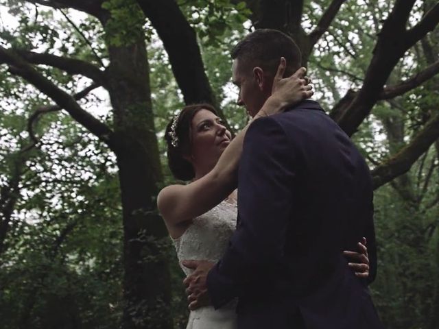 Le mariage de Guillaume et Bertille à Saint- Martin-de-Bréthencourt, Yvelines 32