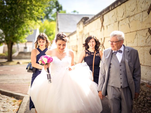 Le mariage de Thomas et Virginie à Longué-Jumelles, Maine et Loire 6