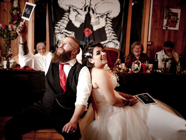 Le mariage de Mickaël et Sandra à La Roche-sur-Foron, Haute-Savoie 35