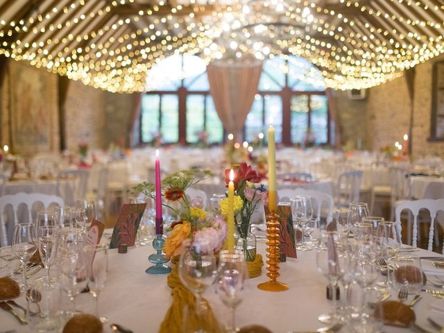 Le mariage de Nicolas et Barbara à Miremont , Puy-de-Dôme 42