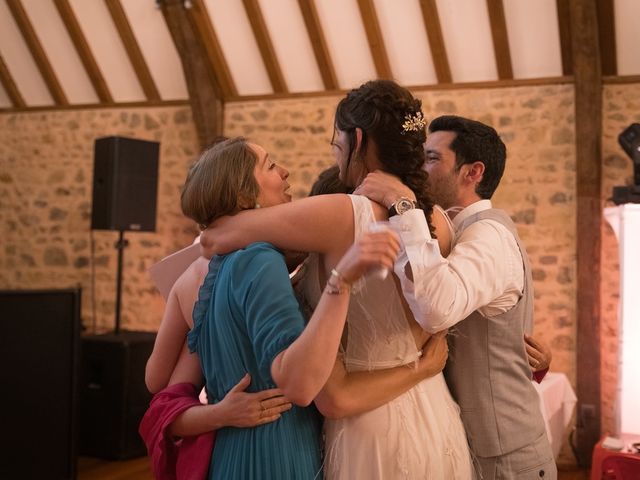 Le mariage de Nicolas et Barbara à Miremont , Puy-de-Dôme 49