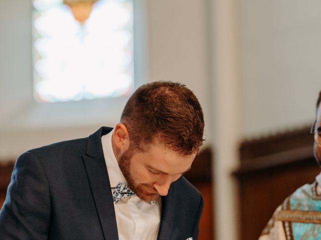 Le mariage de Clément et Pauline à Lac-des-Rouges-Truites, Jura 9