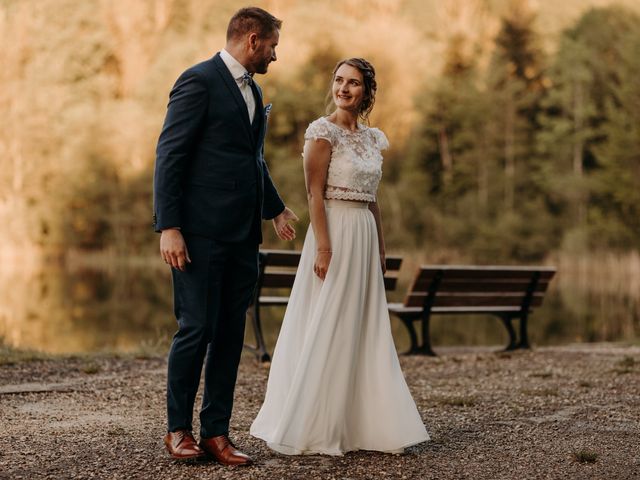 Le mariage de Clément et Pauline à Lac-des-Rouges-Truites, Jura 25