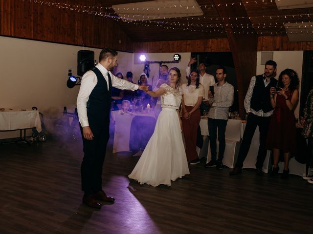 Le mariage de Clément et Pauline à Lac-des-Rouges-Truites, Jura 43