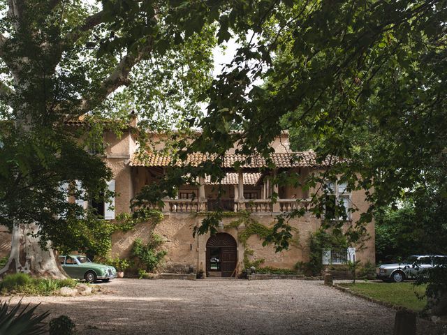 Le mariage de Victor et Alice à Saint-Laurent-des-Arbres, Gard 1