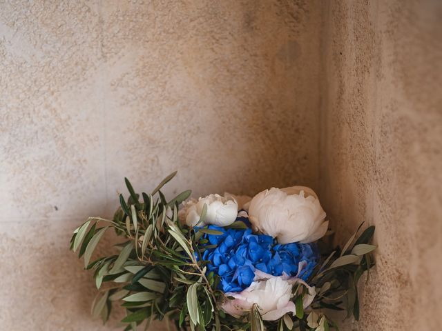 Le mariage de Victor et Alice à Saint-Laurent-des-Arbres, Gard 9