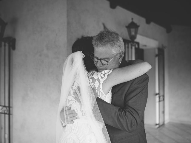 Le mariage de Victor et Alice à Saint-Laurent-des-Arbres, Gard 16