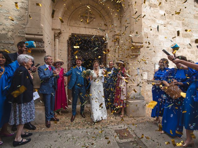 Le mariage de Victor et Alice à Saint-Laurent-des-Arbres, Gard 23