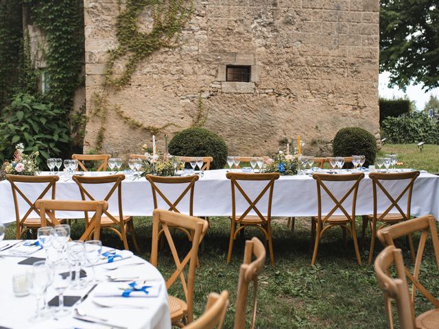 Le mariage de Victor et Alice à Saint-Laurent-des-Arbres, Gard 30