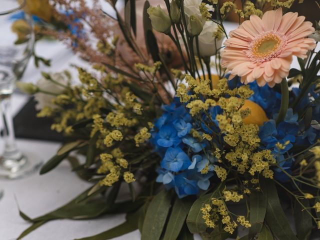 Le mariage de Victor et Alice à Saint-Laurent-des-Arbres, Gard 31