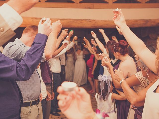 Le mariage de Jonathan et Gladys à Vonnas, Ain 35