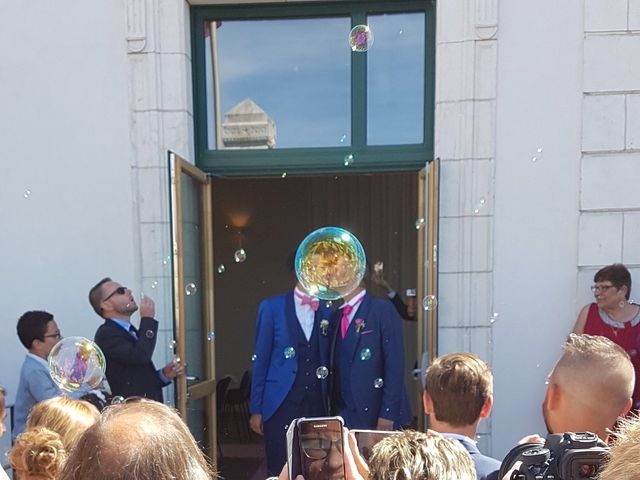 Le mariage de Sylvain et Julien à Beauvoir-sur-Mer, Vendée 6