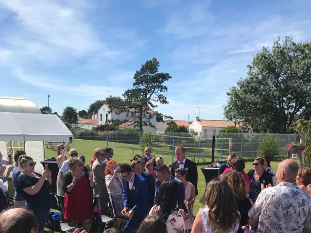 Le mariage de Sylvain et Julien à Beauvoir-sur-Mer, Vendée 26