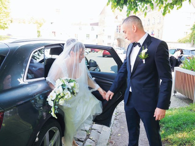 Le mariage de William et Emmanuelle à Villeneuve-le-Comte, Seine-et-Marne 9