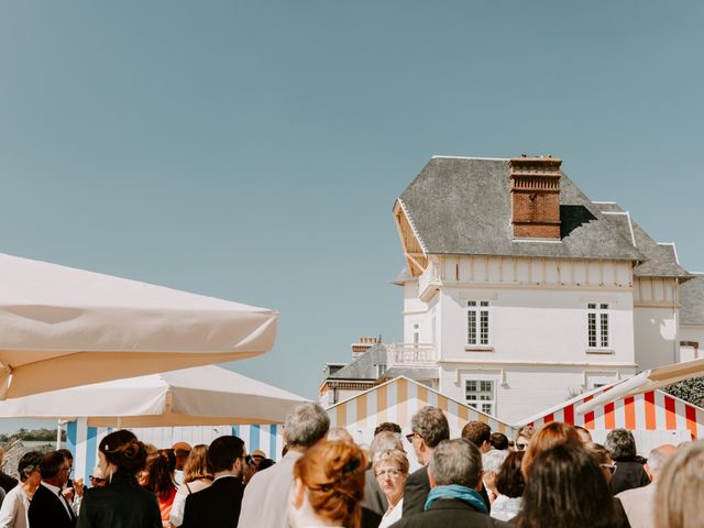 Le mariage de Laurent et Marie à Carolles, Manche 19