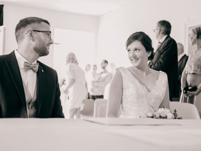 Le mariage de Benoit et Sophie à Corbigny, Nièvre 12