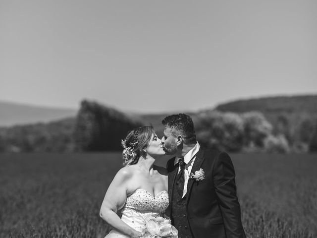 Le mariage de Jérôme et Christèle à L&apos;Isle-sur-la-Sorgue, Vaucluse 5