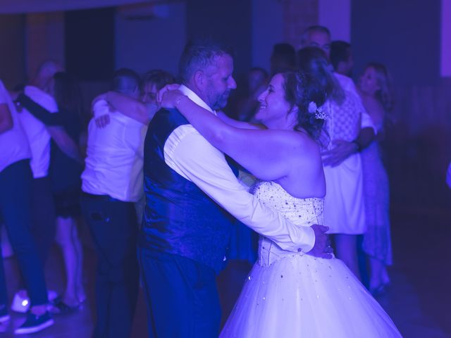 Le mariage de Jérôme et Christèle à L&apos;Isle-sur-la-Sorgue, Vaucluse 57