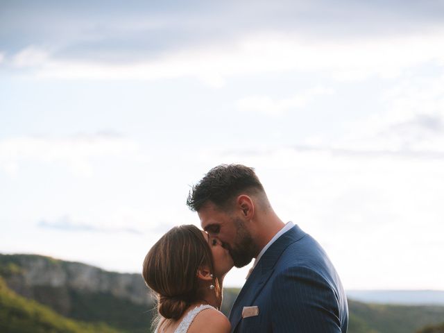 Le mariage de Barbara et Corentin à Vesseaux, Ardèche 12