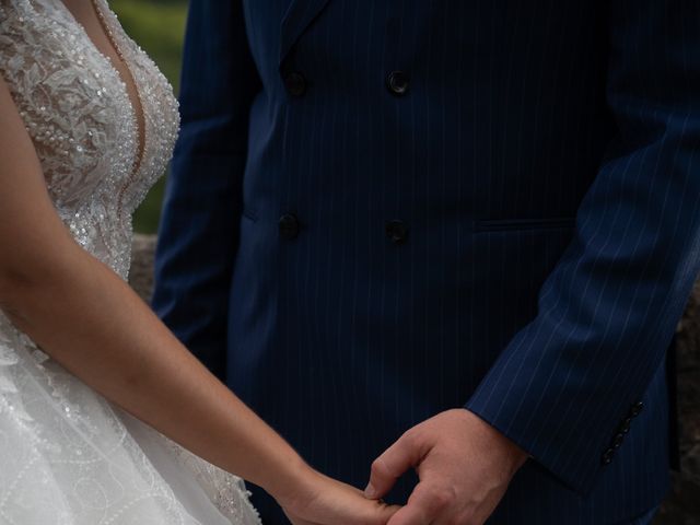 Le mariage de Barbara et Corentin à Vesseaux, Ardèche 13