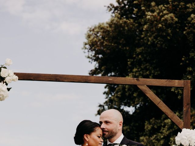 Le mariage de Patrick et Laetitia à Orgon, Bouches-du-Rhône 34