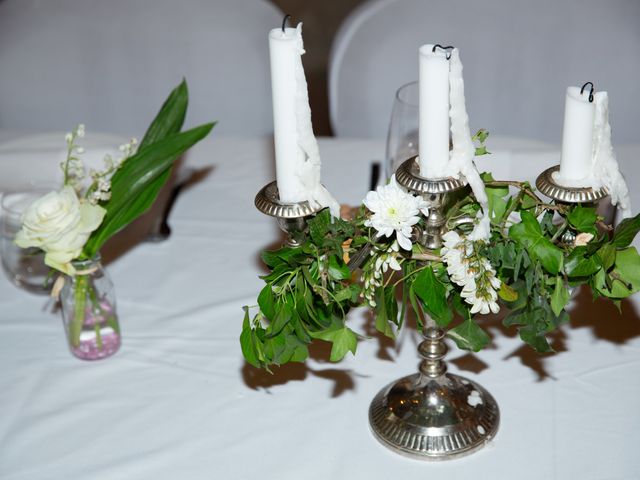 Le mariage de Loïc et Daphnée à Veuil, Indre 46